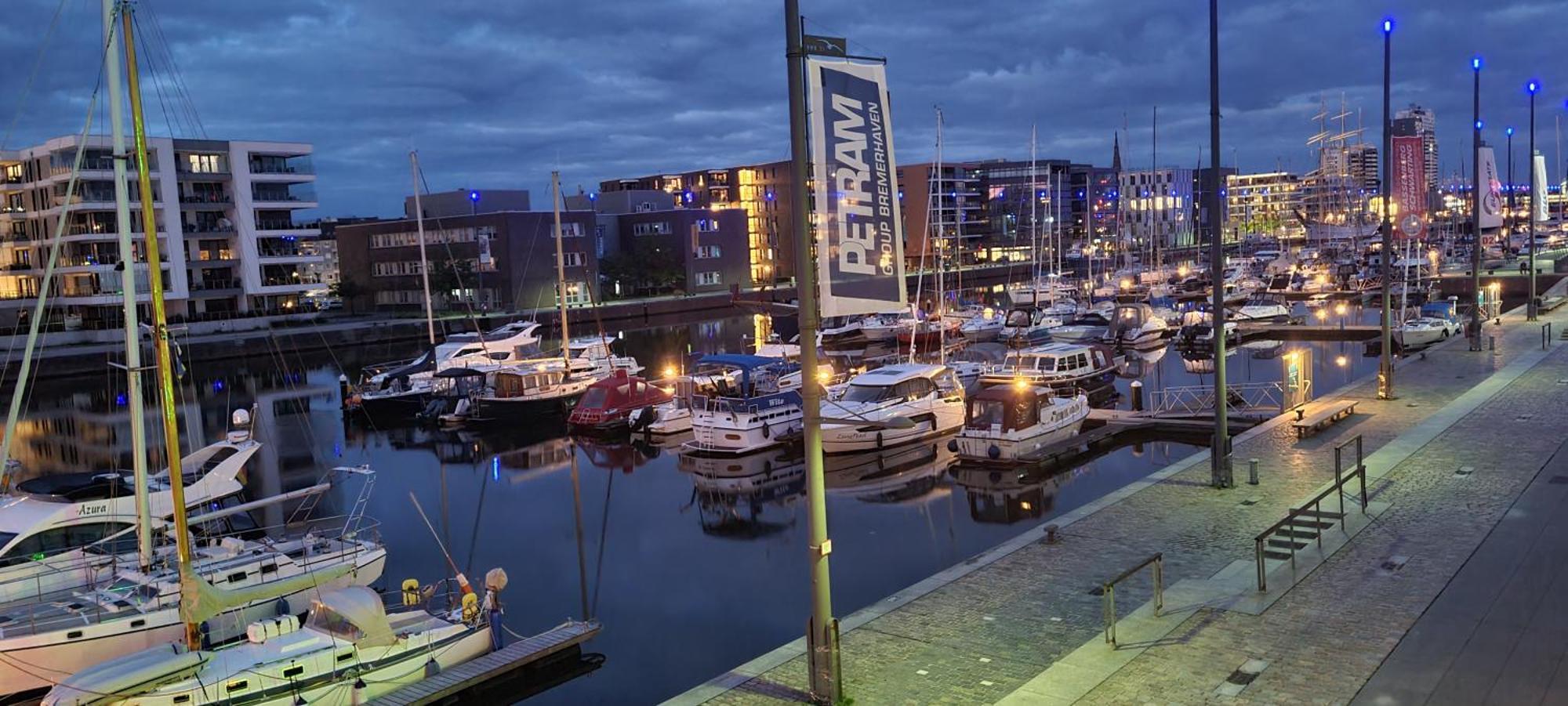 Ferienwohnung Neuer Hafen Marina ブレーマーハーフェン エクステリア 写真